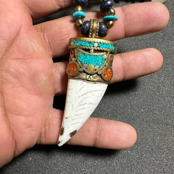 Boho South Western Style Large Inlaid Horn Pendant Turquoise Lapis Jasper Beads - Picture 5 of 9